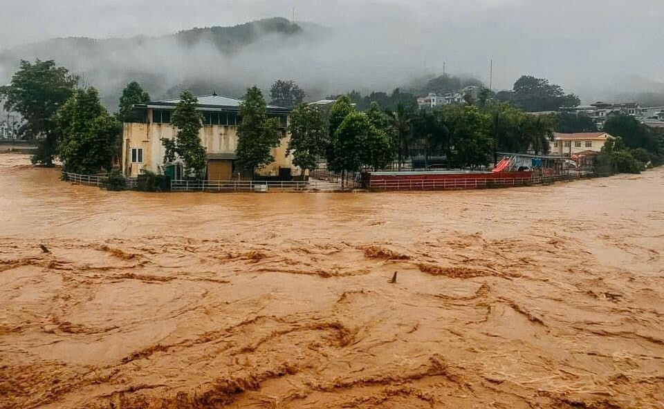 Mơ thấy nước lụt